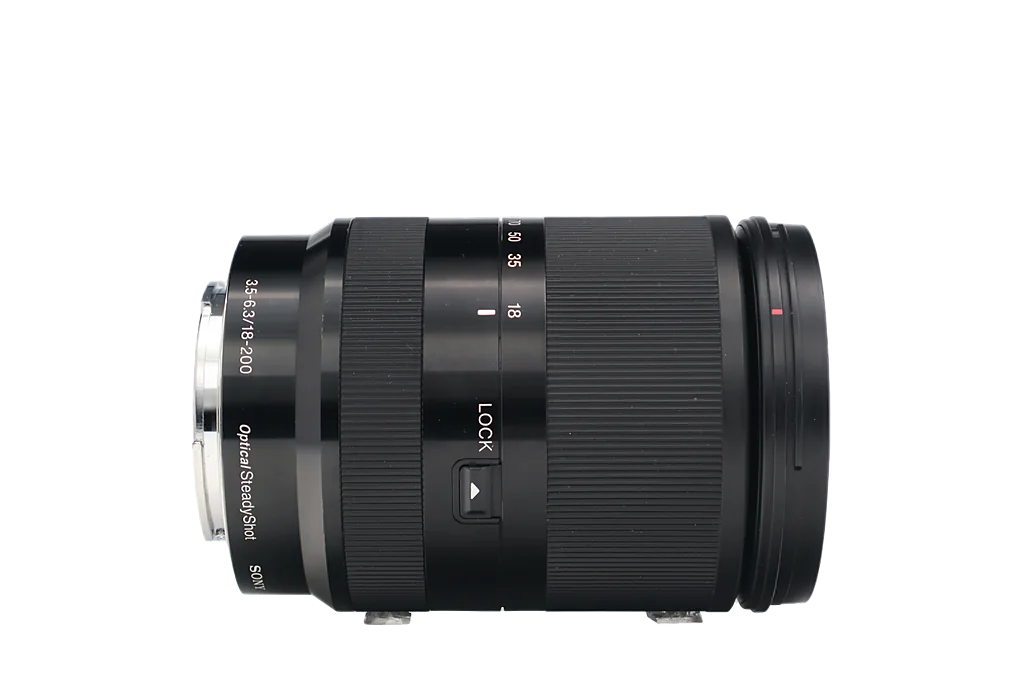 Sony E 18-200mm F3.5-6.3 OSS LE